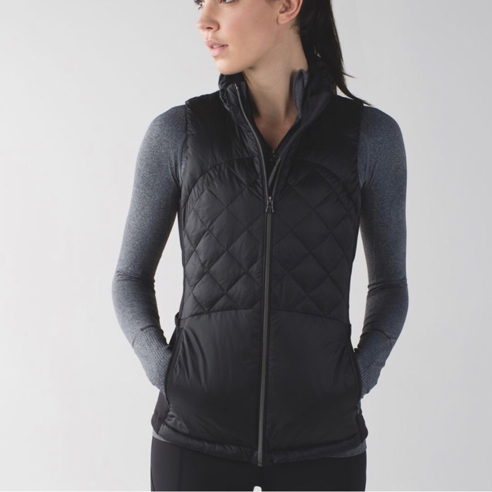 Lululemon Down For A Run Down Vest Black Size 4